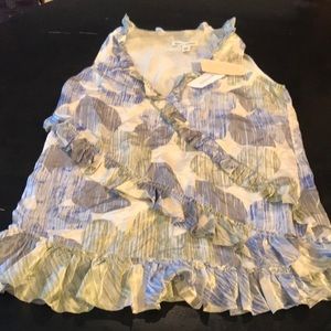 NWT XS Banana Republic 100 Silk Lined Top 🌈